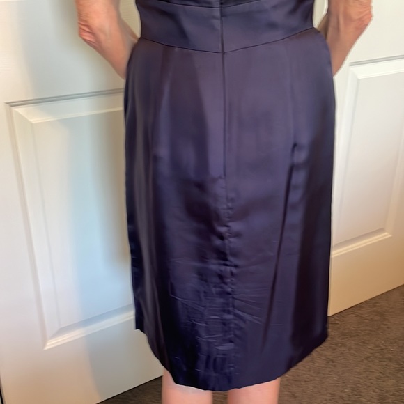 Banana Republic navy silk dress size 00 petite - Picture 6 of 6